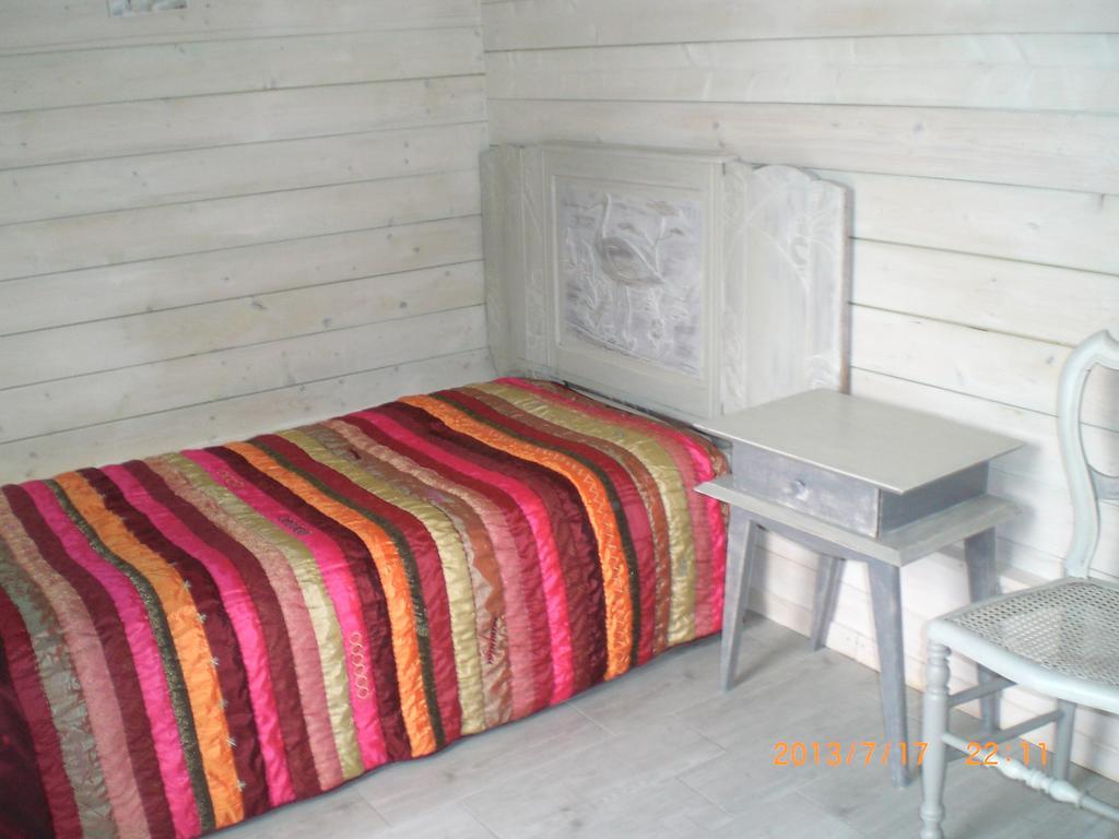 Chambres D'Hotes Le Clos Des Senteurs Malemort Bagian luar foto